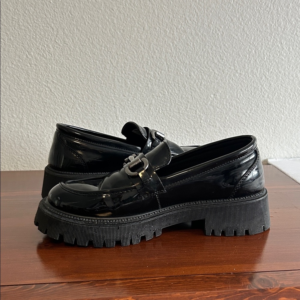 Black Patent Loafers | Chunky Sole | Classic Preppy Gothic Style - Picture 4 of 10